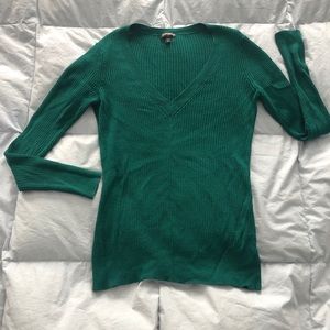 Women’s sweater